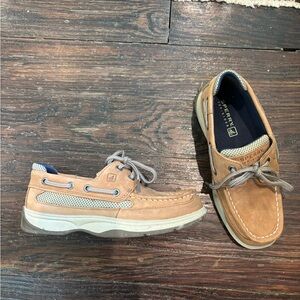 Sperry Shoes Size 2